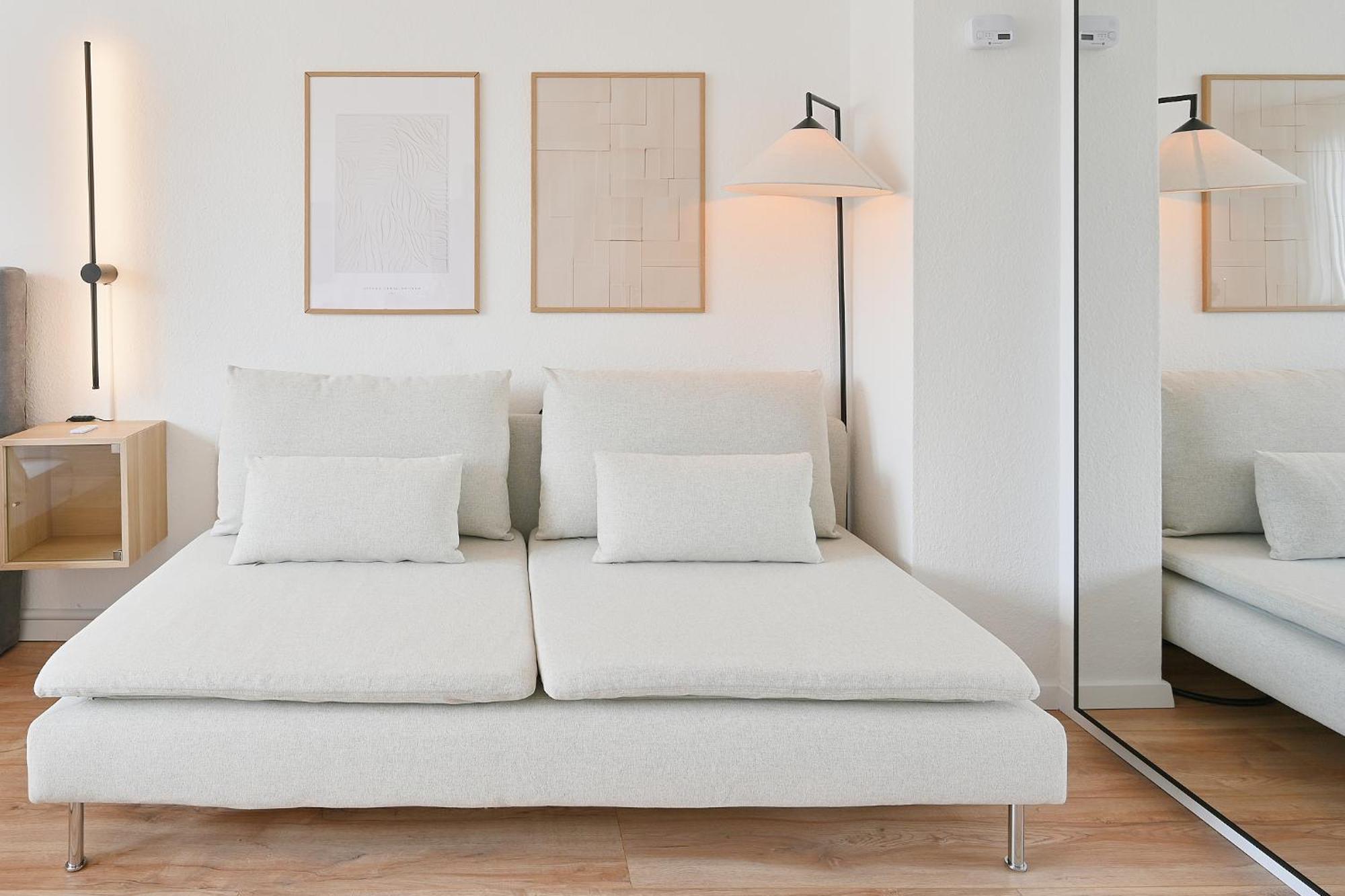 Beautiful And Stylish 1-Bedroom With Kitchen And King Size Bed ヴッパータール エクステリア 写真