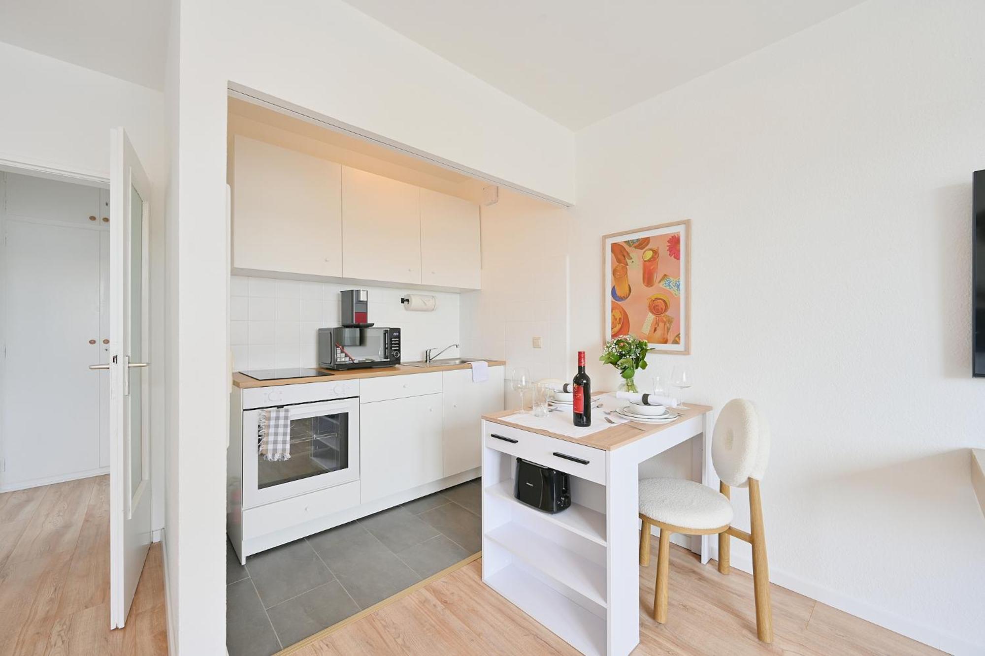 Beautiful And Stylish 1-Bedroom With Kitchen And King Size Bed ヴッパータール エクステリア 写真