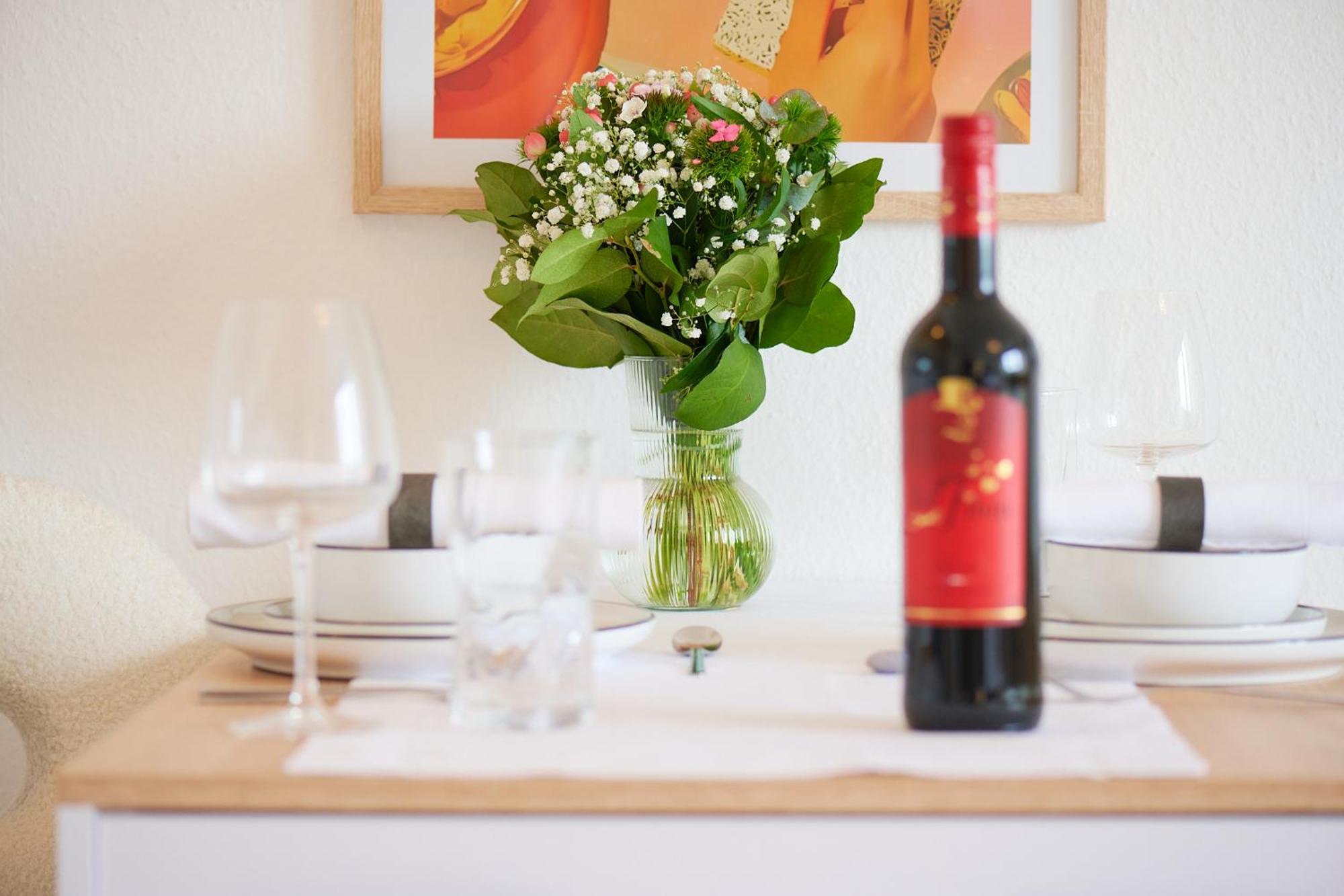 Beautiful And Stylish 1-Bedroom With Kitchen And King Size Bed ヴッパータール エクステリア 写真